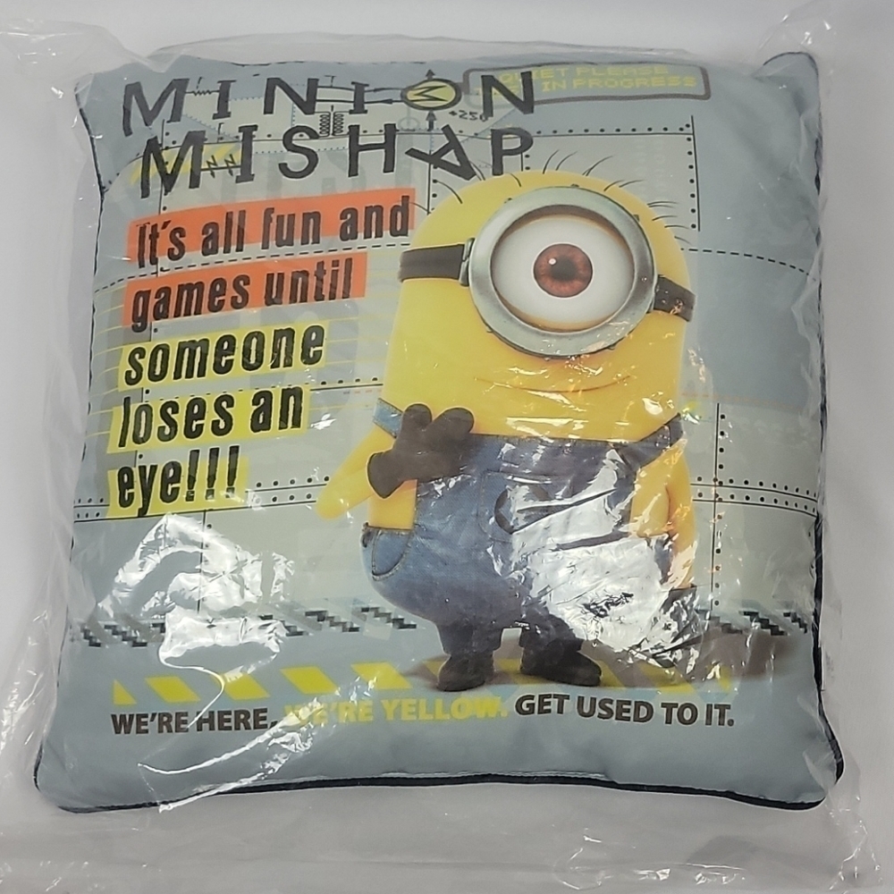 New Universal Minions despicable me Decorative pillow